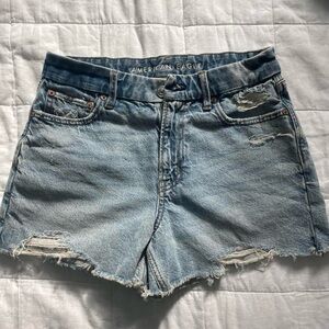 American Eagle Strigid Curvy Super-High Waisted Light Wash Denim Shorts - 4